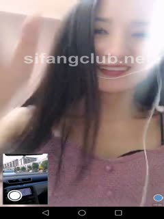 超牛逼大神勾搭素人裸聊 高颜值网红脸美女以为遇到真爱 主动掰开私处露粉穴 美女说自己是处女 玩具插后庭 海报
