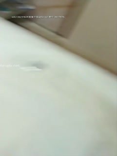 【小野猫啊】车上跳蛋户外撒尿，约人开房啪啪，直播完想要钱被举报给派出所，被审问得痛哭流涕 海报