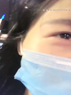 骚女户外商场卫生间露出，跳蛋塞逼试衣间拨开内裤再厕所揉奶自摸，很是诱惑喜欢不要错过 海报