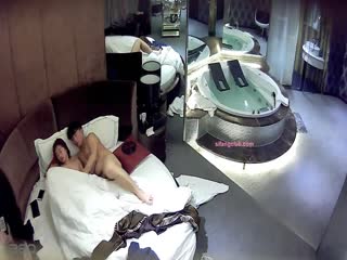 【360】补漏 经典豪华浴缸房 精选 高颜值小情侣啪啪，身材好叫的骚 海报