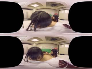 #TB3D [HUNVR-002] 【VR】「ちんちん危機一発ゲーム」で乱交に！VR2 転校先の学校に男はボク1人！そんな環境なので自然と目に入るパンチラに 海报