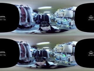 #TB3D MGVR-005 【VR】地味可愛いサークルの後輩が階段掃除中にニーハイ太ももパンチラ！！ 「もしかして誘ってる？」と都合よく勘違い 海报