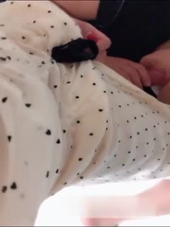 国产TS肤白貌美的张思妮跟女孩互舔对方隐私部位，叫女孩不要拿脚玩了，赶紧用手拿出来帮我舔高潮吧 贼刺激！ 海报