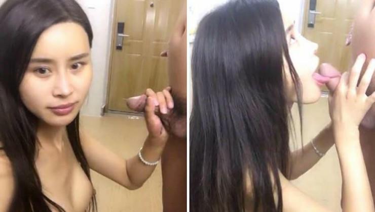 身材苗条骚气美少妇双人口交啪啪秀,很是诱惑喜欢不要错过 海报