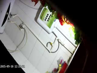 【精品偷拍】女生宿舍卫生间全景偷拍，几个颜值都不错第三番N25_01121059 海报