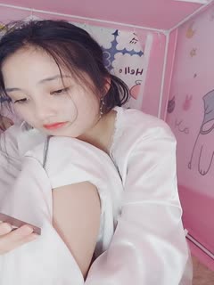 处女！清纯女神~宿舍大秀~【白蔚】超级清纯~蛋都撸炸了~✨✨✨--不遮不挡，不知道便宜了哪个男同学_20220515-233850-190 海报
