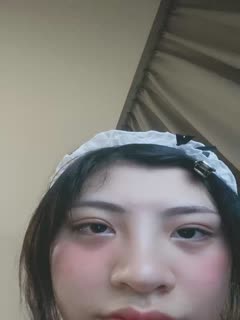 就是喜欢这大咪咪，露脸颜值高这巨乳都够玩一年的，诱惑舞蹈扭动骚臀，自己摸无毛逼逼，可爱又风骚精彩刺激 海报