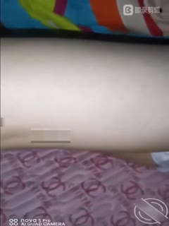 《海角社区❤️真实乱伦》下药迷翻妈妈第一次进入妈妈湿润的阴道激动不已1 海报