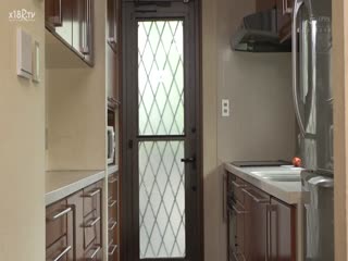 [中文字幕]URE-090 【母親&times;息子】の人気同人作品 待望の実写化！！ 僕の母さんで、僕の好きな人。 木下凛々子