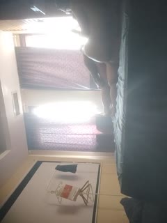 兩對夫妻換妻活動，這次活動由於有一個綠帽老公_由於雞巴陽痿了全程拿著相機拍攝，還找兩個領導一起操老婆。綠帽老公只在旁邊輔助，看老婆被操的結合處。(3).